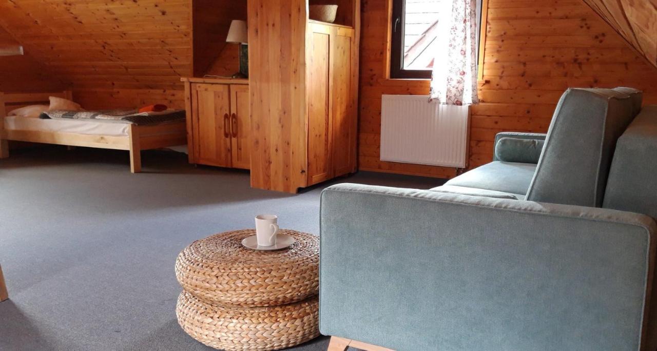 Wilcza Jama - Domki Z Bali Lutowiska Buitenkant foto