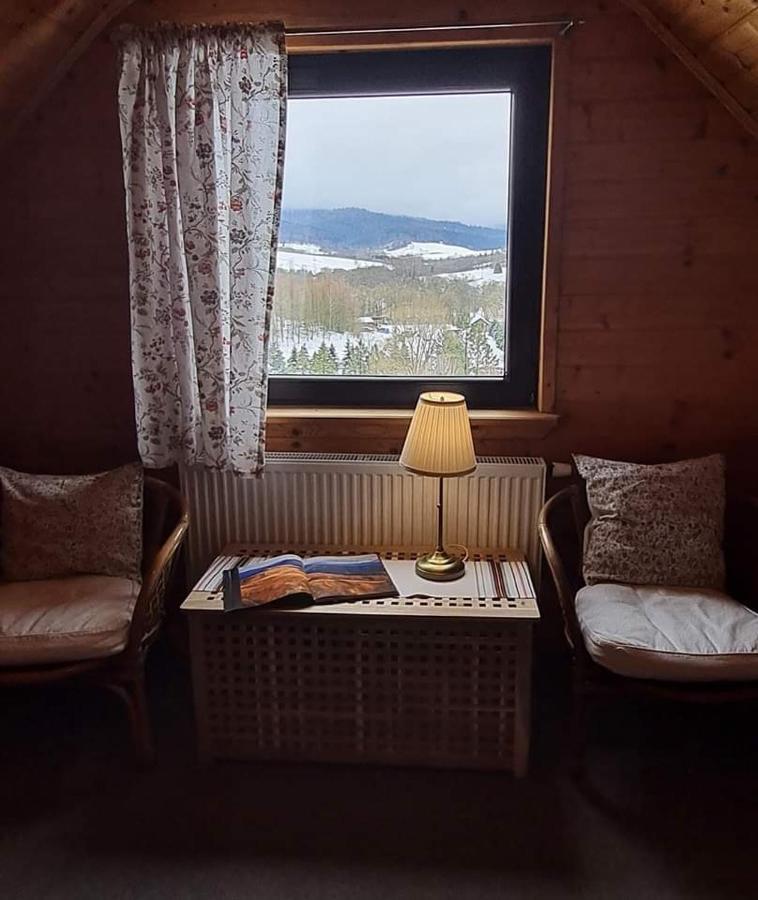 Wilcza Jama - Domki Z Bali Lutowiska Buitenkant foto
