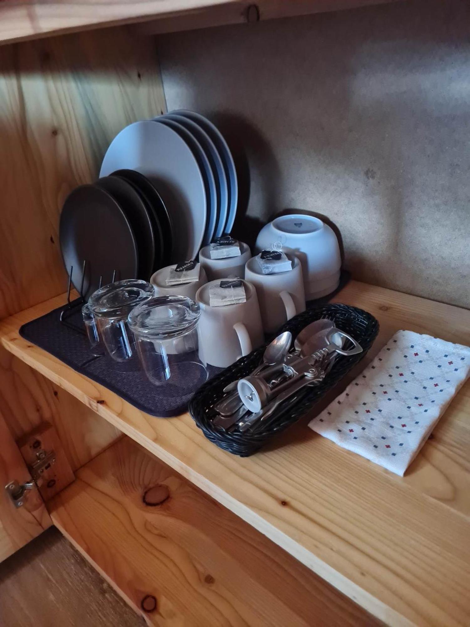 Wilcza Jama - Domki Z Bali Lutowiska Buitenkant foto